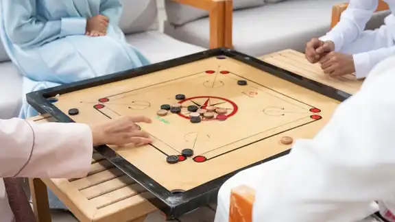 كيرم لعبة الكيرم شاليهات فوز شاليهات الدمام